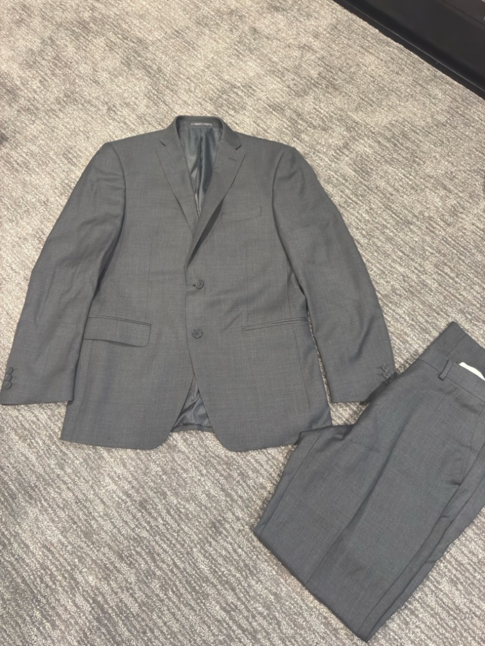 Mantoni Super 140s Virgin Wool Italian Full 2 Piece Suit Luxurious Mens Designer